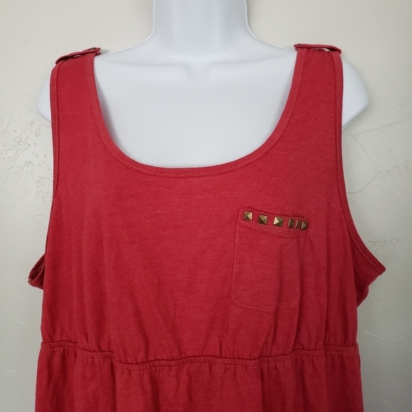 Maurices Plus 1 Red Tank Top Empire Waist Studs 1X - Picture 2 of 8